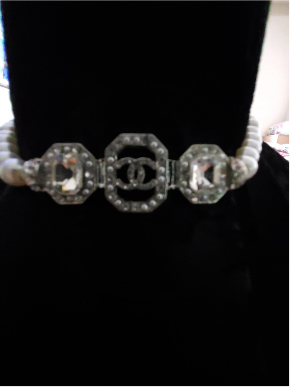 White faux pearls with silver-tone centerpiece. - Picture 5 of 5